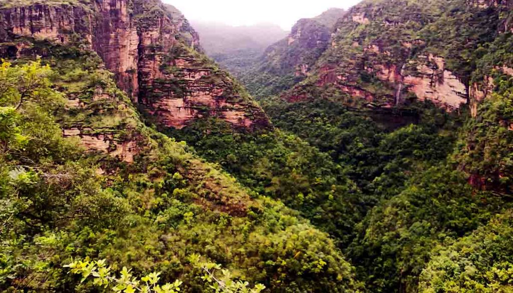 pachmarhi hill station places to visit